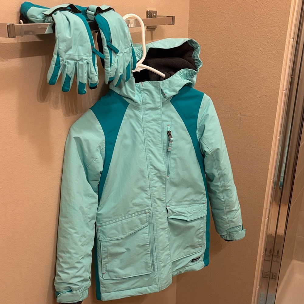EUC Girls Lands' End Teal Squall Ski Snow Jacket size 6x-7 with matching gloves